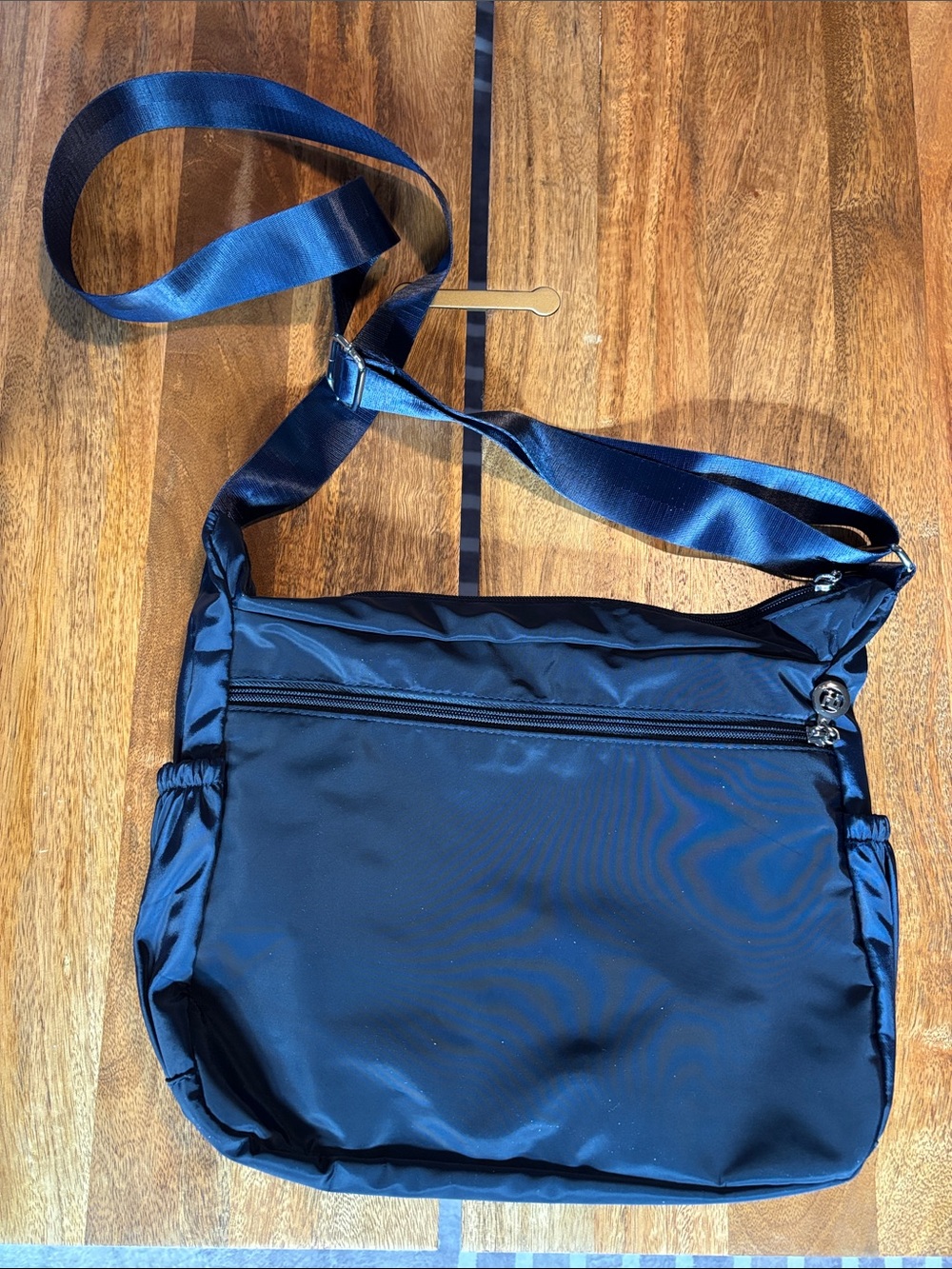 Blue Crossbody Bag for Women - Sleek Everyday Shoulder Bag - Picture 3 of 11